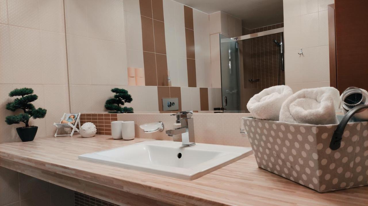 Nicole Apartment 도노발리 외부 사진